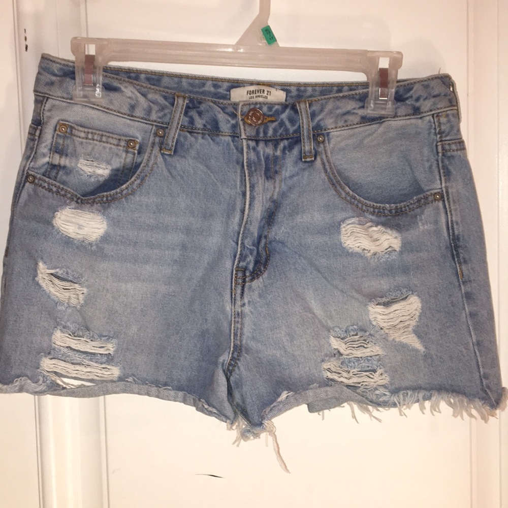 Worn once for event :)